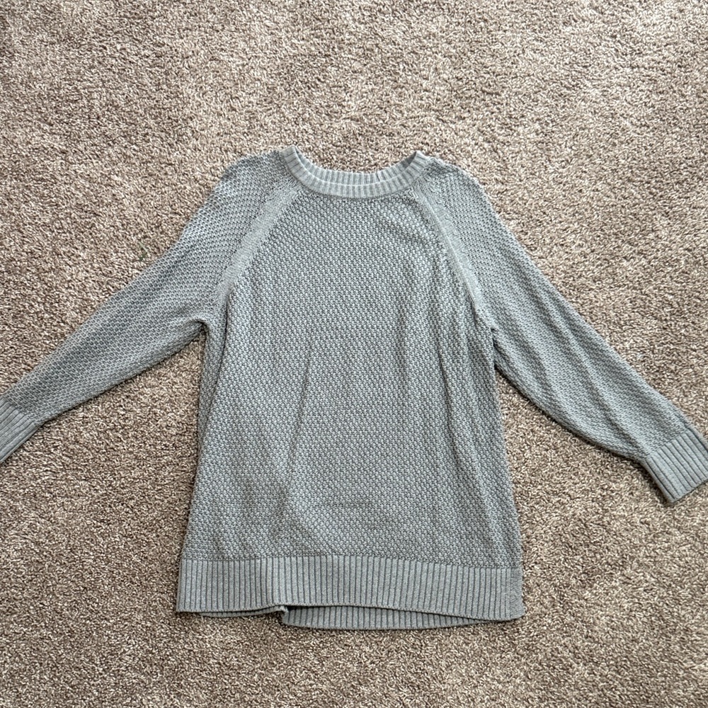 Old Navy Women's Gray Crew Neck Sweater
